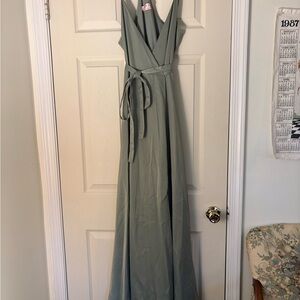Vow’d Elegant Sage Green wrap formal Maxi Dress size 6